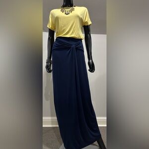 Iman Global Chic navy faux wrap maxi skirt XS Small